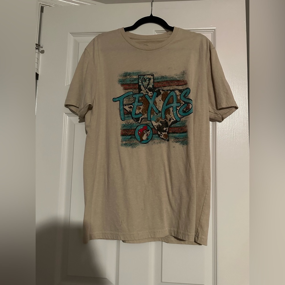 Tan Buc-ee’s TEXAS t-shirt